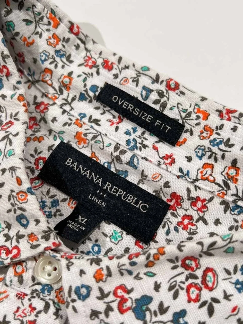 Banana Republic Men's Short-Sleeve Floral Button-Up Shirt